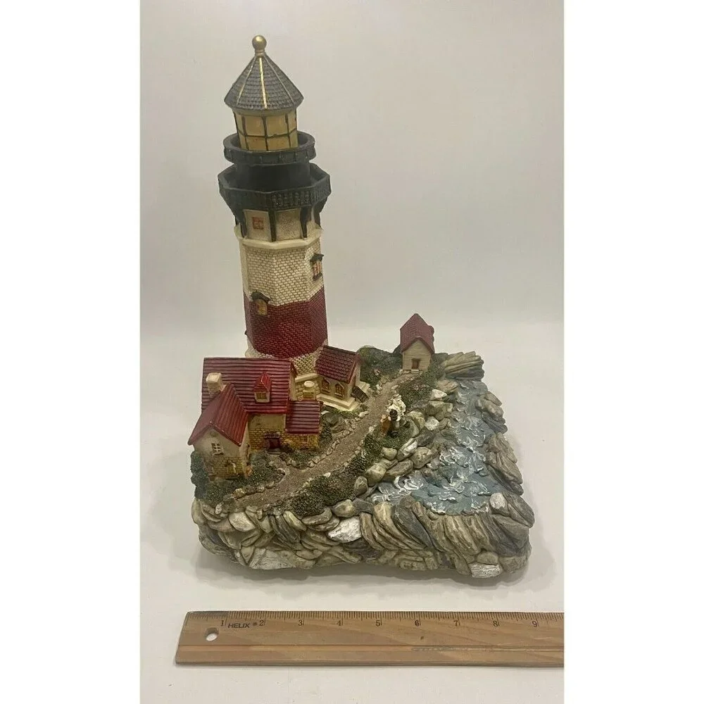 Lighthouse Reef Tabletop Decor 12” Music Box New England Keeper Harbor Cape READ